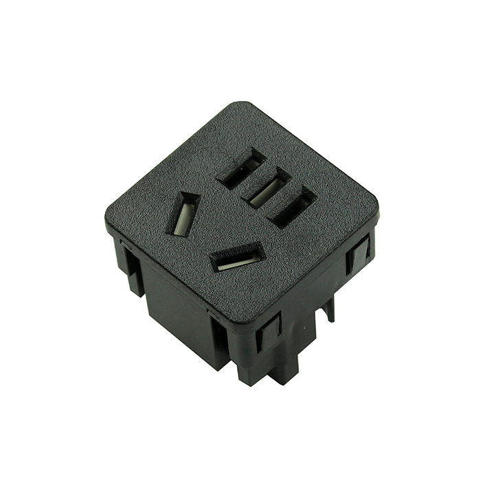 新國標(biāo)5孔帶保護(hù)門